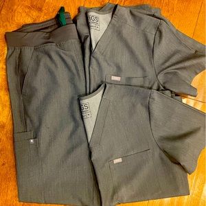 FIGS Technical Collection Scrubs